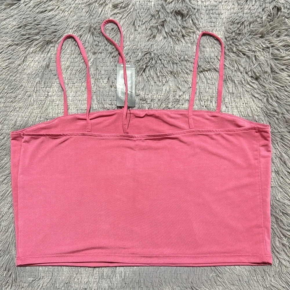 Express Body Contour Compression Square Neck Strappy Cropped Cami - Picture 5 of 6